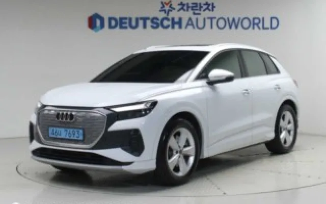 GV80쿠페전기차 중고차 Q4 e-트론 40 매물 사진 4 - 2024/04 45,353km