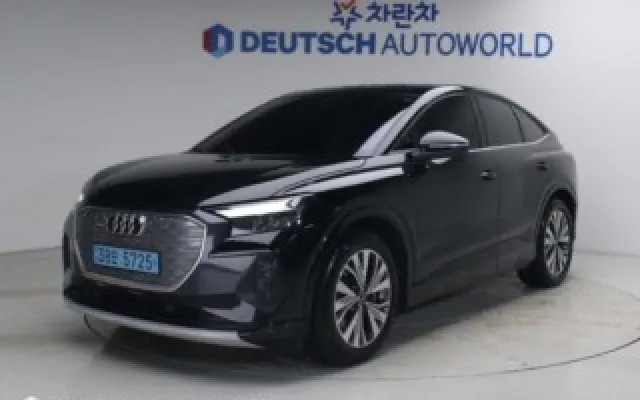 GV80쿠페전기차 중고차 Q4 e-트론 40 스포트백 매물 사진 8 - 2023/10 44,004km