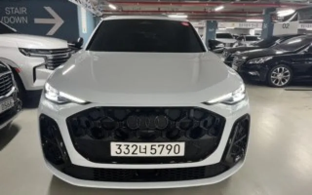 GV80쿠페전기차 중고차 Q5 (80A) 스포트백 40 TFSI 콰트로 S-라인 매물 사진 20 - 2025/10 1,586km